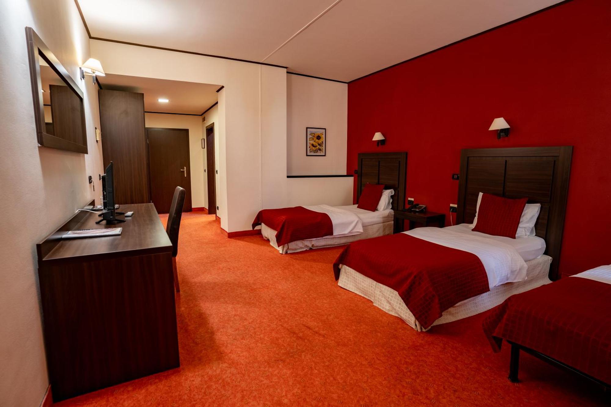 Hotel Aurelia Chisoda Exterior photo